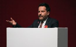 Dursun Özbek: “Önümüzdeki dönemde de sevgili Erden Timur’un…”