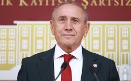 Tarikat ve cemaatleri eleştiren eski vekile ceza
