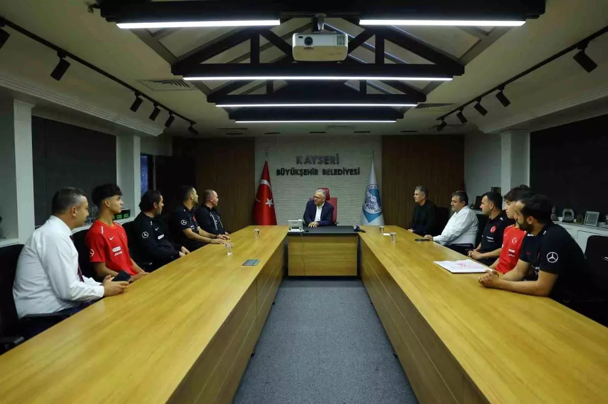 Büyükkılıç, U-16 Milli Takım’ı Ağırladı