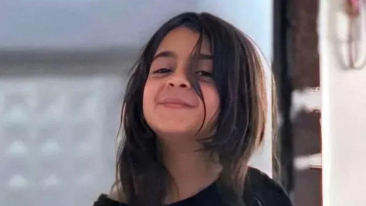 Narin Güran toprağa verilecek: Cansız bedeni cenaze aracından çıkarıldı