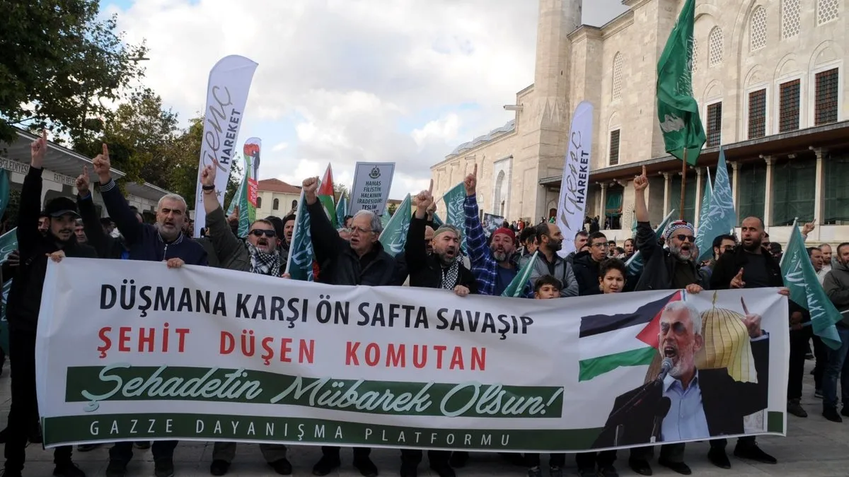 Şehit komutan Yahya Sinvar için gıyabi cenaze namazı kılındı