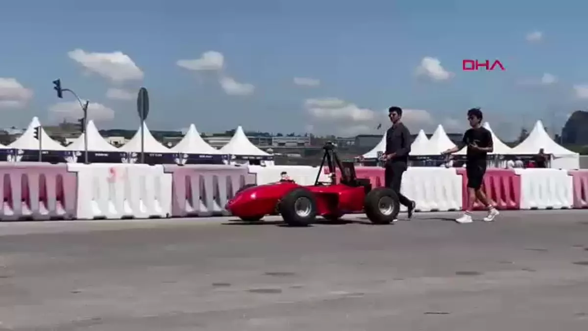 AYBÜ’den Otonom Formula Aracı