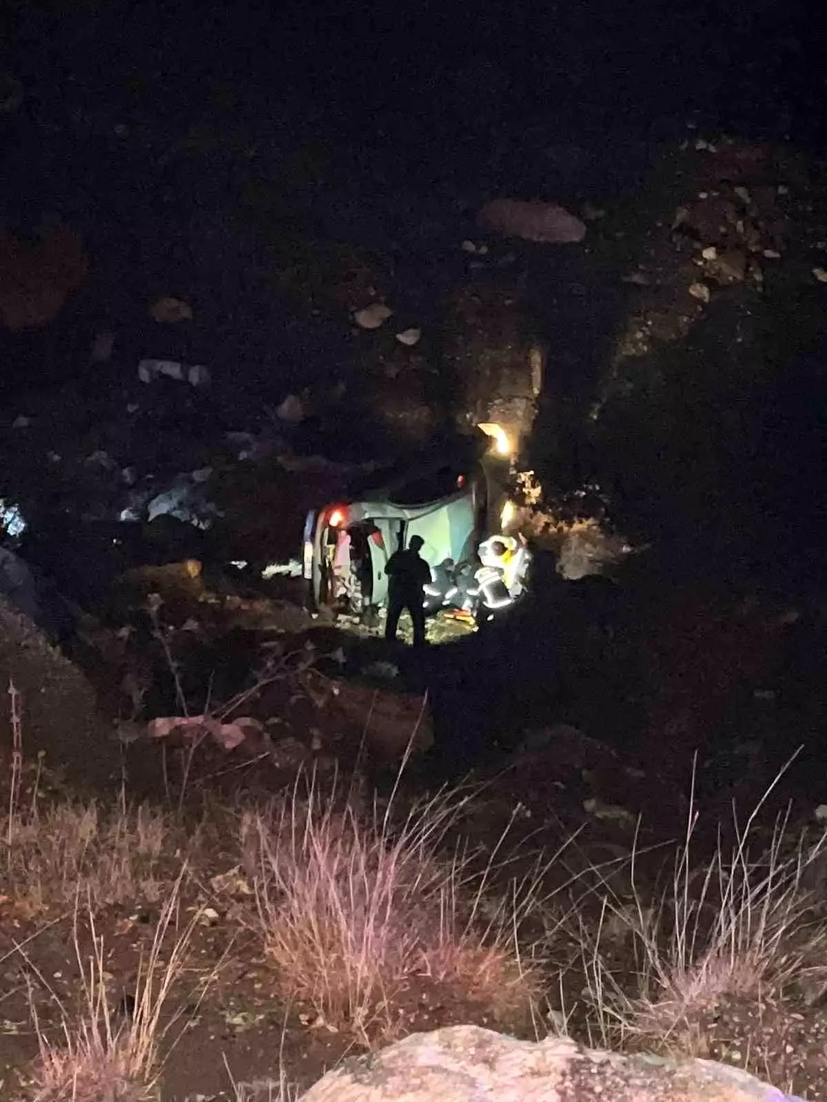 Burdur’da Uçurumdan Düşen Araçta Sürücü Yaralandı