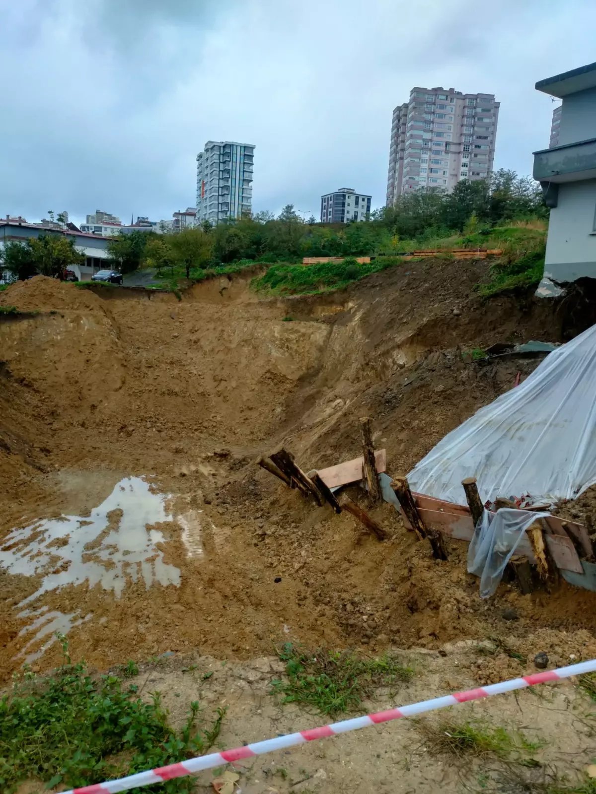 Samsun’da İnşaatta Toprak Kayması