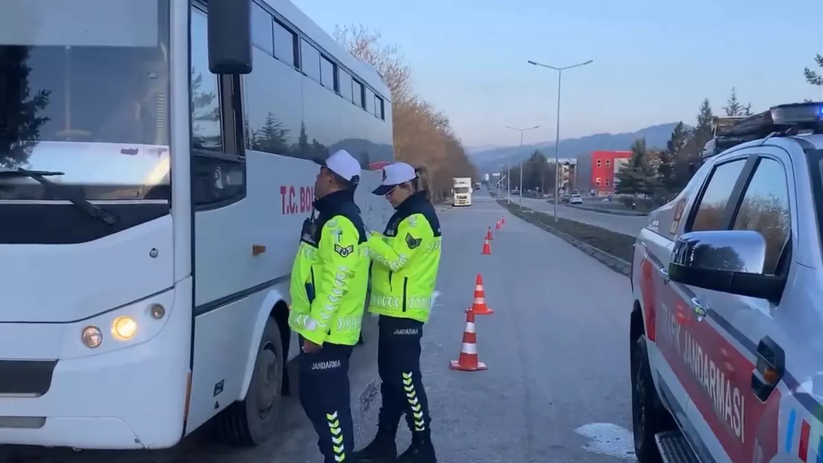 Trafik Denetimlerinde 459 Bin Araç/Sürücüye İşlem Yapıldı